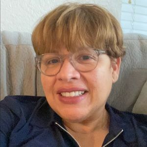 Meet your Posher, Jacqueline